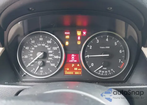 2014 BMW X1 xDrive28I from USA, damaged, VIN WBAVL1C53EVR94242